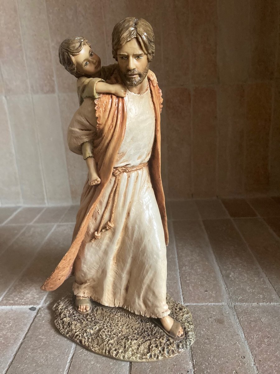 ComNazaret's tweet photo. Que San José inspire ternura y paciencia a los padres en época de crianza, comprensión y cercanía a los que acompañan a sus hijos ya adultos, presencia amorosa a quienes afrontan la vejez y la enfermedad. Recuerdo muy especial para todos los padres que nos cuidan desde el cielo https://t.co/CVDJgFZVe6