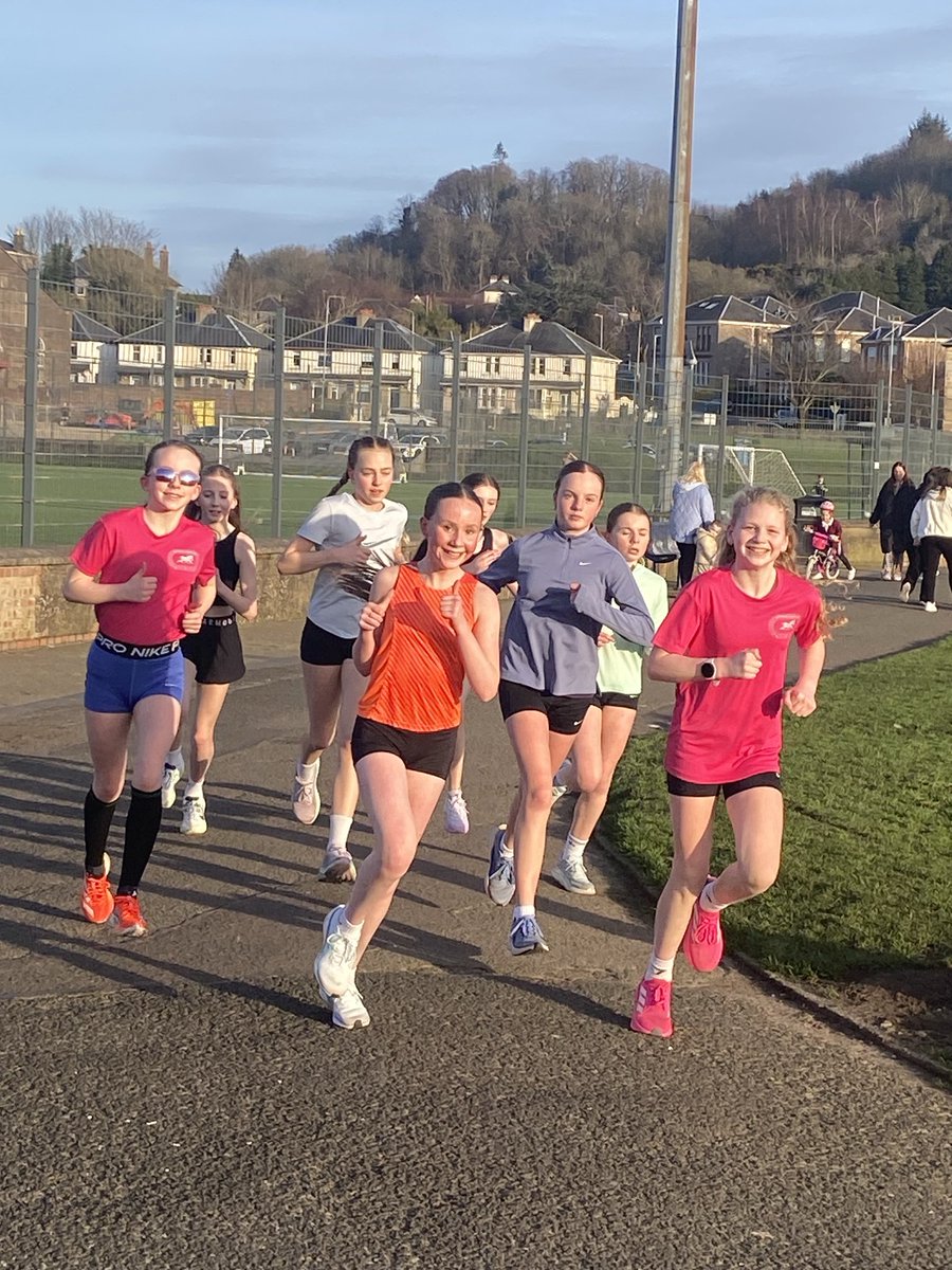 inverclyde_ac's tweet photo. The sun does shine in Inverclyde#
# zoomlijeaZebra ⁦@SALDevelopment⁩ https://t.co/R02fYFHoKl