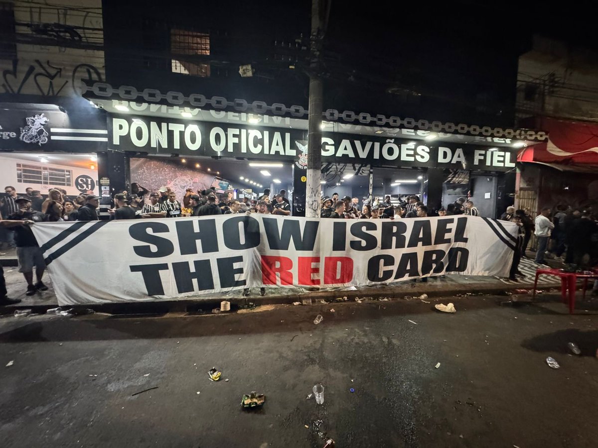 Antifa_Ultras tweet media