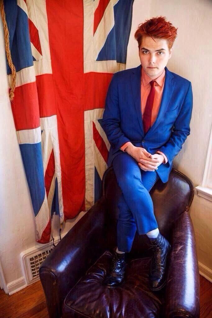 butch frank iero tweet media