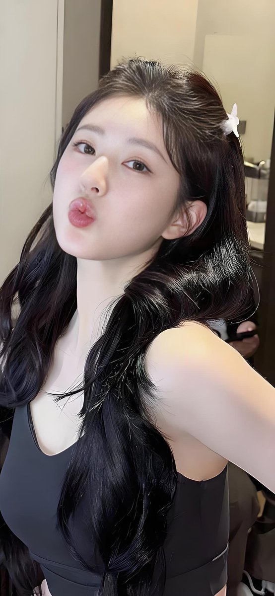 赵露思TikTok 🇨🇳🇨🇳 tweet media