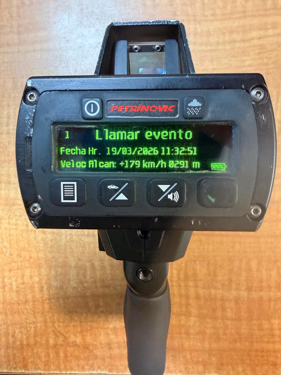 Carabineros Tránsito tweet media