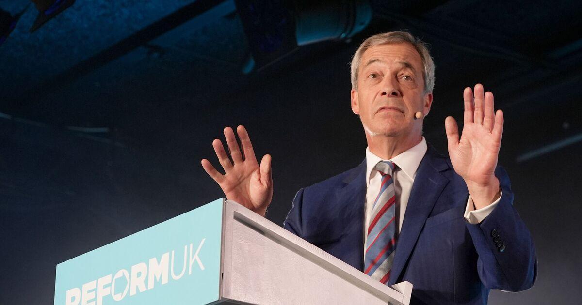 Express Politics tweet media