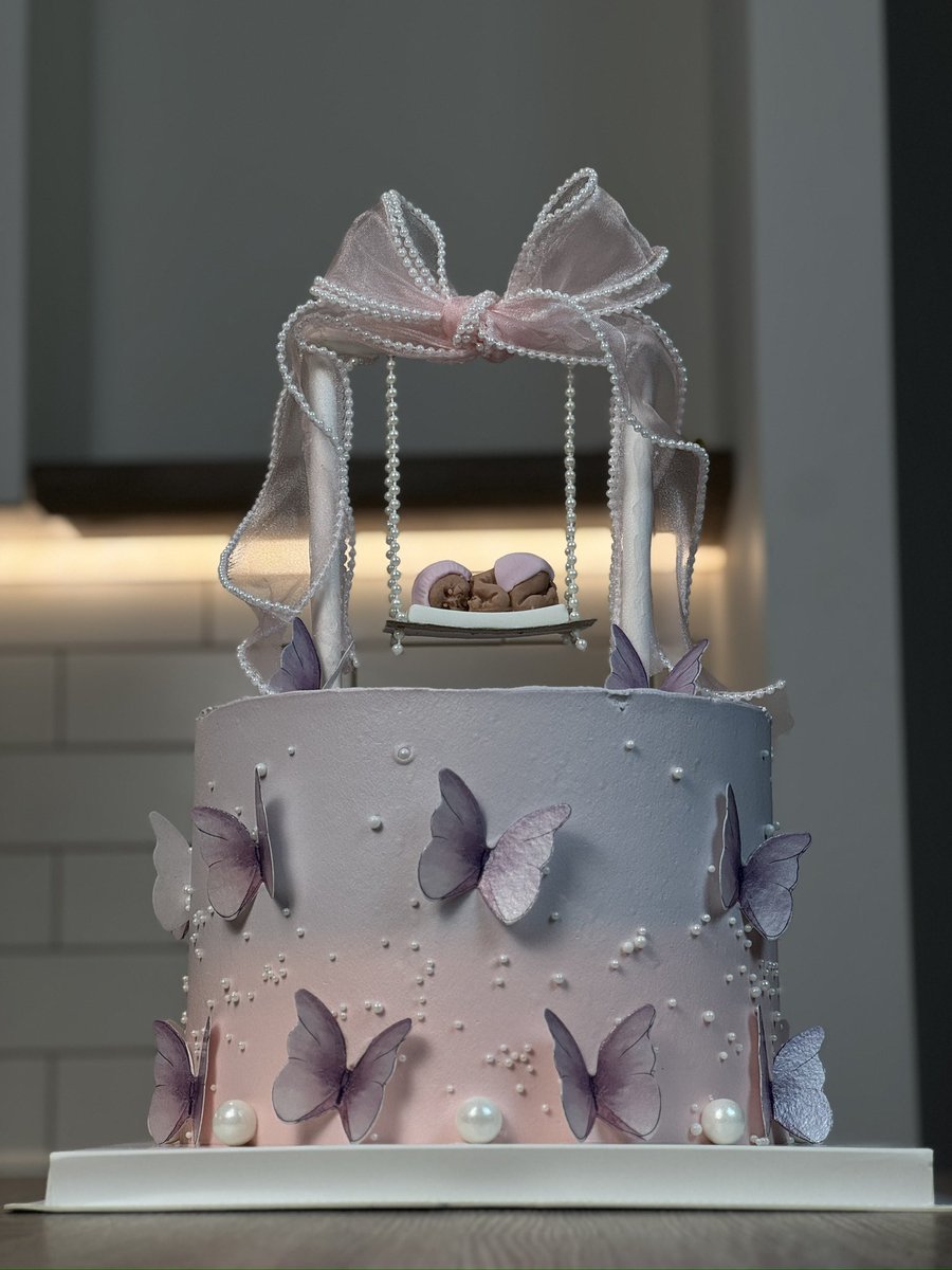 Cake lover😋 tweet media