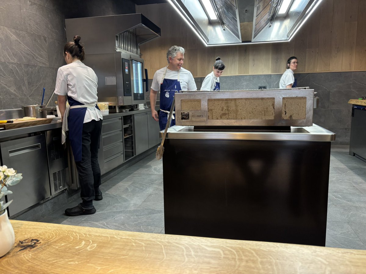 Carlos Maribona tweet media