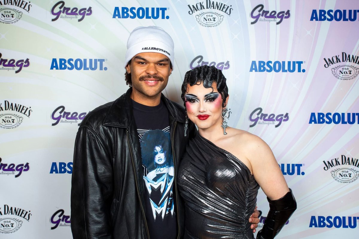 MYKI MEEKS ☆ tweet media