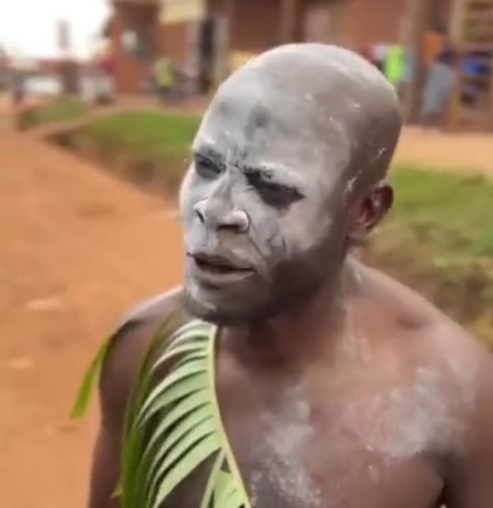 Dukeofmityana2's tweet image. Mu #Luseke
Tomanyi @Kasuku256 
Toba @hillarytaylorvi 😝😜😂