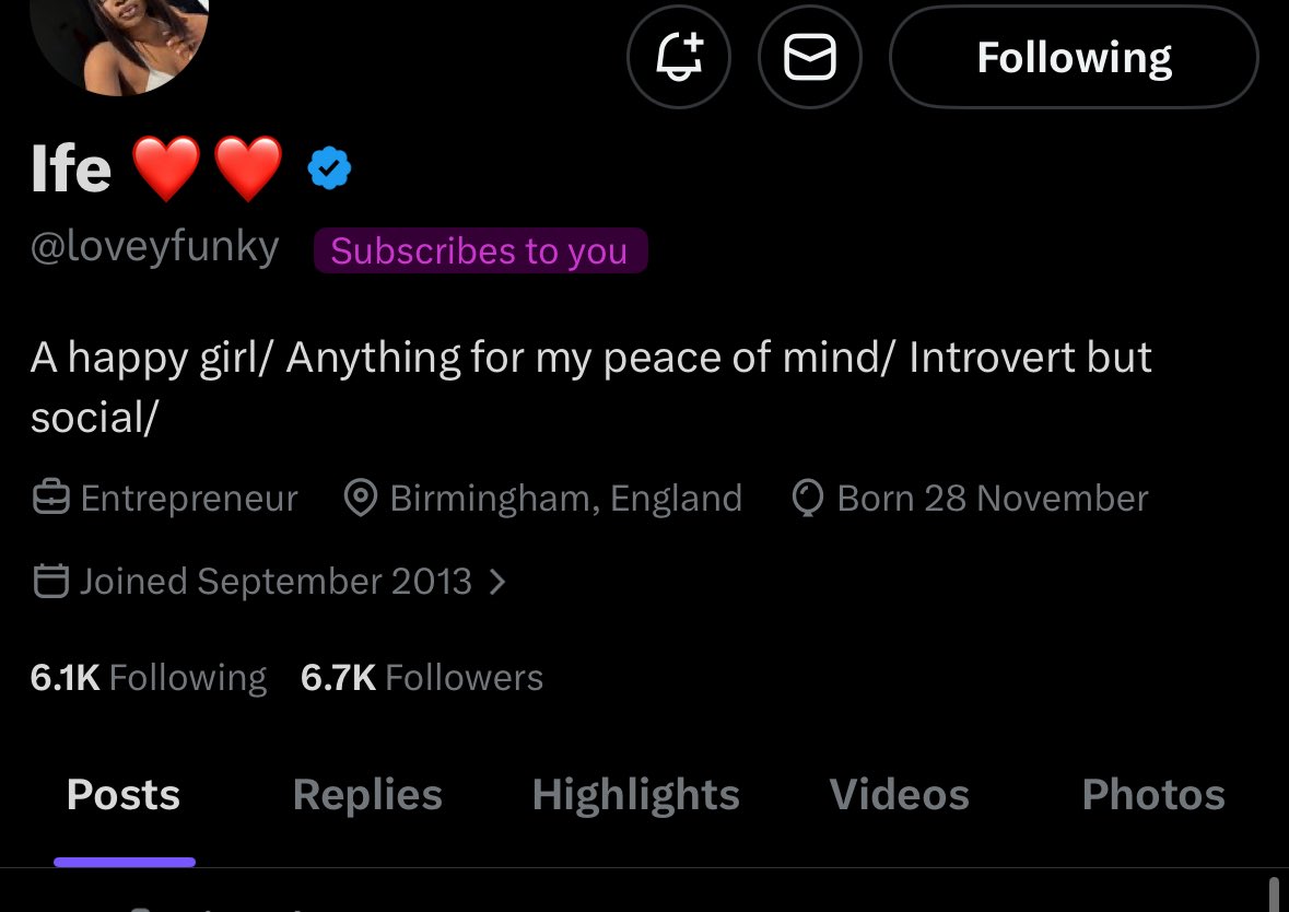 Miss.ayo.artss tweet media