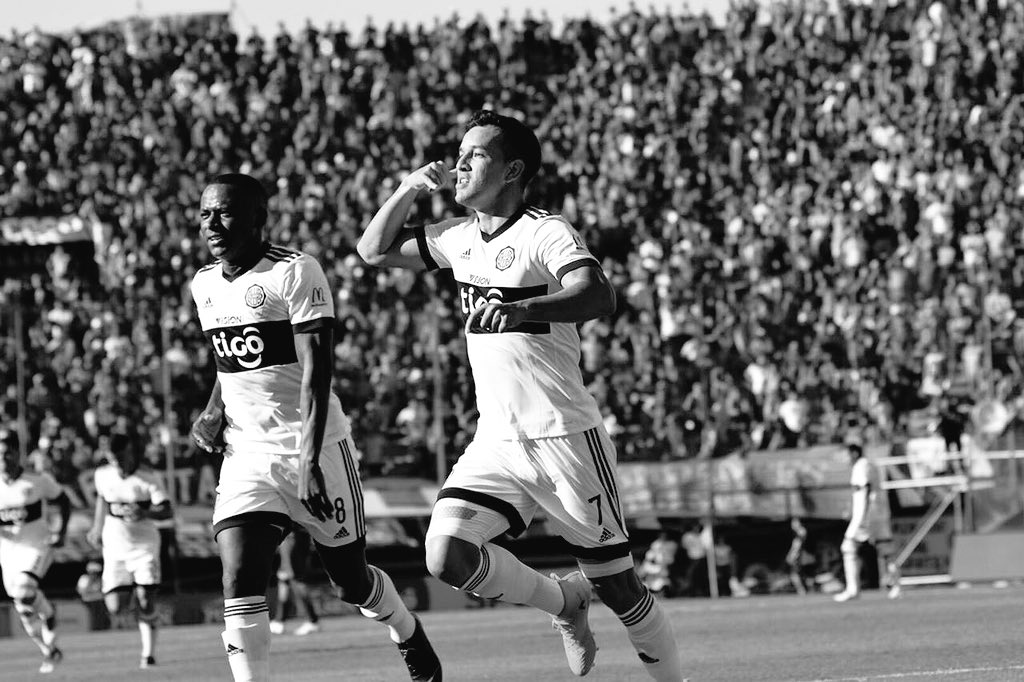 𝐎𝐋𝐈𝐌𝐏𝐈𝐀 Photos tweet media