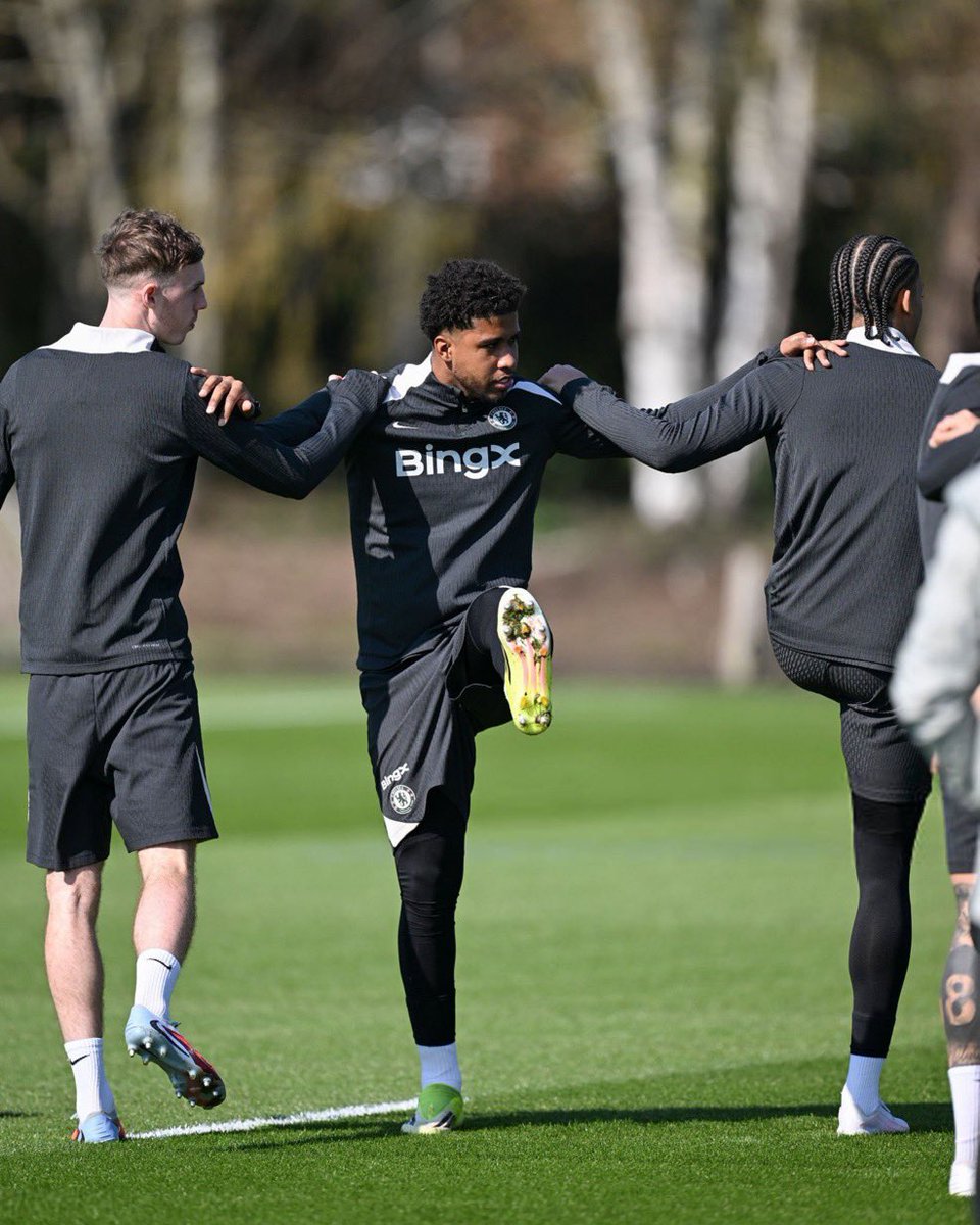 Chelsea Photos tweet media