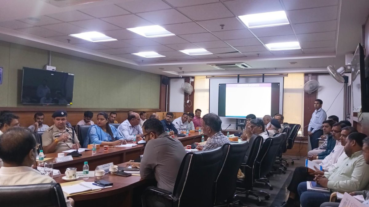 DM/DEO West Delhi tweet media