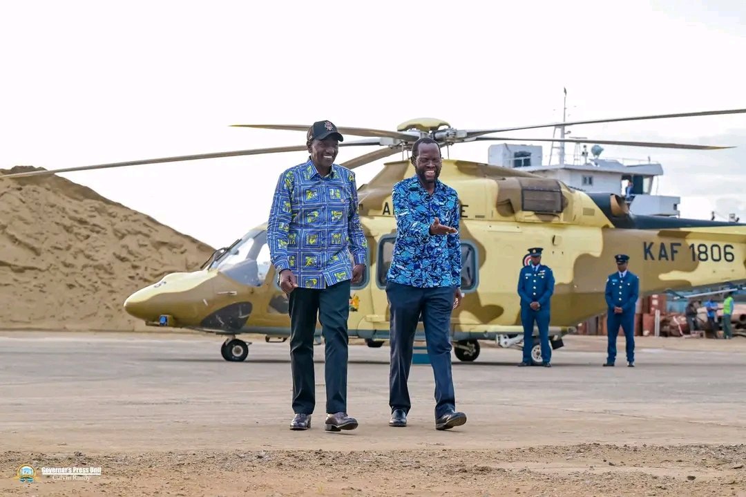 President William Ruto, after an extensive 5-day development tour of Western Kenya, has landed in Kisumu County ahead of the official launch of the construction of the SGR from Kisumu to Malaba on Saturday.