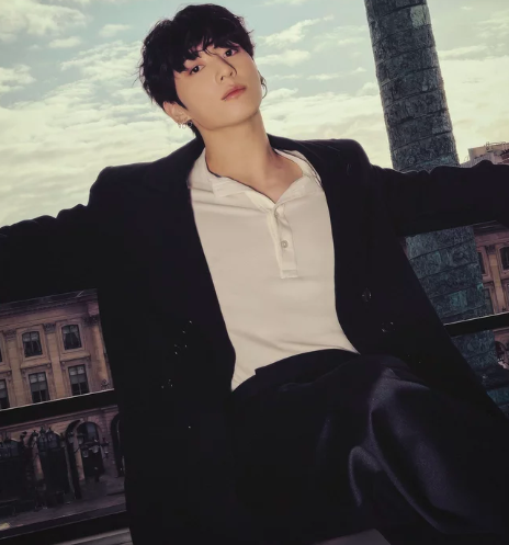 About Music tweet media