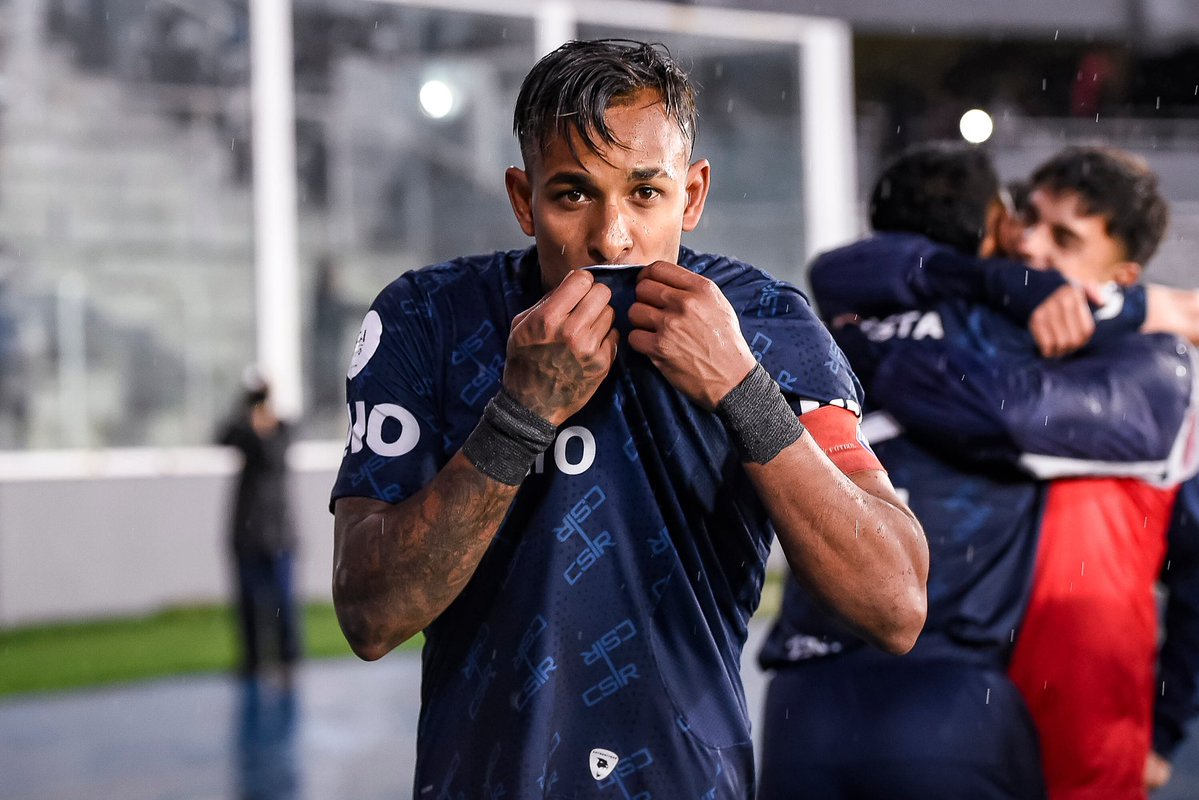 #ZonaLibreDeHumo tweet media