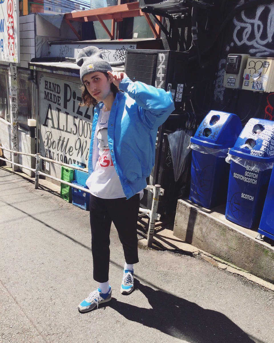 Is Porter Robinson a Fortnite skin? tweet media