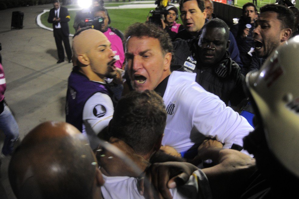 Felipão Santos tweet media