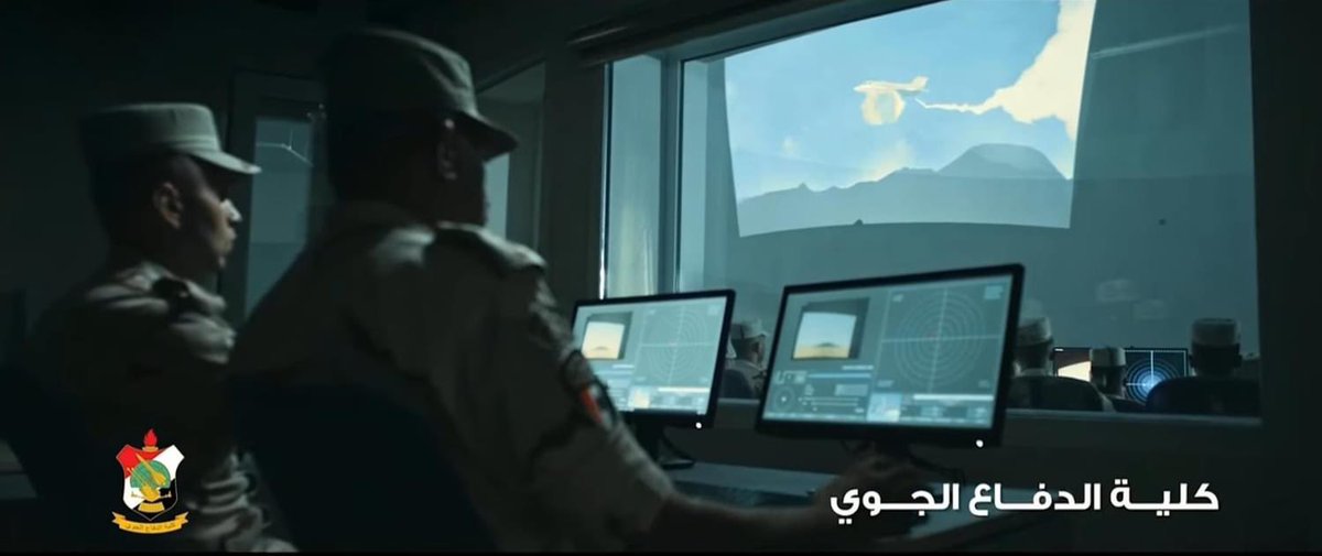 al_seiad's tweet photo. من الذاكره عندما استعرض ابطال الدفاع الجوي المصري كيفية اسقاط المقاتلة F35 عن طريق انظمة الدفاع الجوي المحموله علي الكتف MANPADS مع عمليه الرصد الكهروبصري من جانب الافراد علي ارتفاعات منخفضة عند افلاتها من الرادارت 😉😎🇪🇬🦅🚀🔥 https://t.co/PzGUSRWIzK