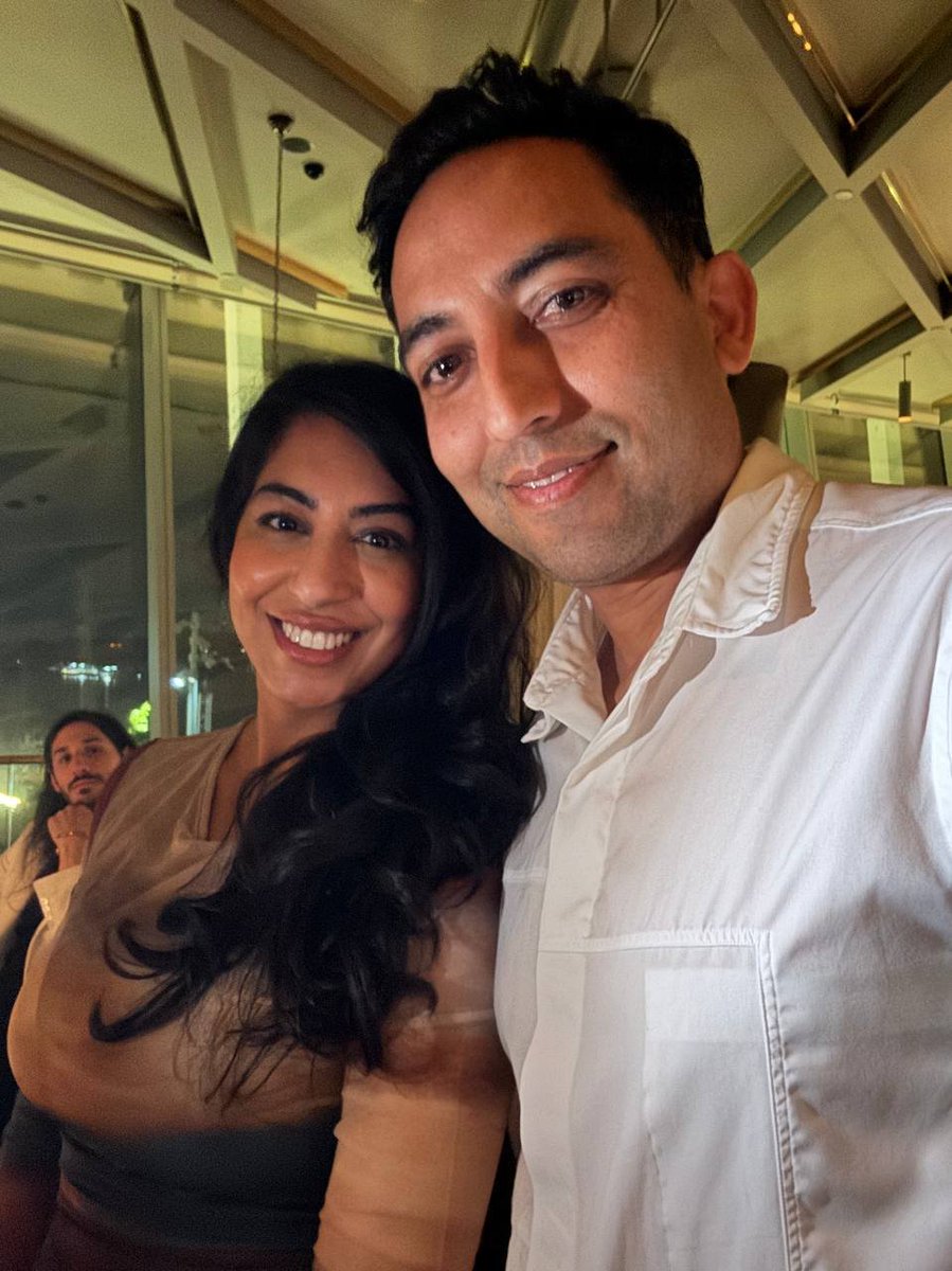 Shyla | Yellow tweet media