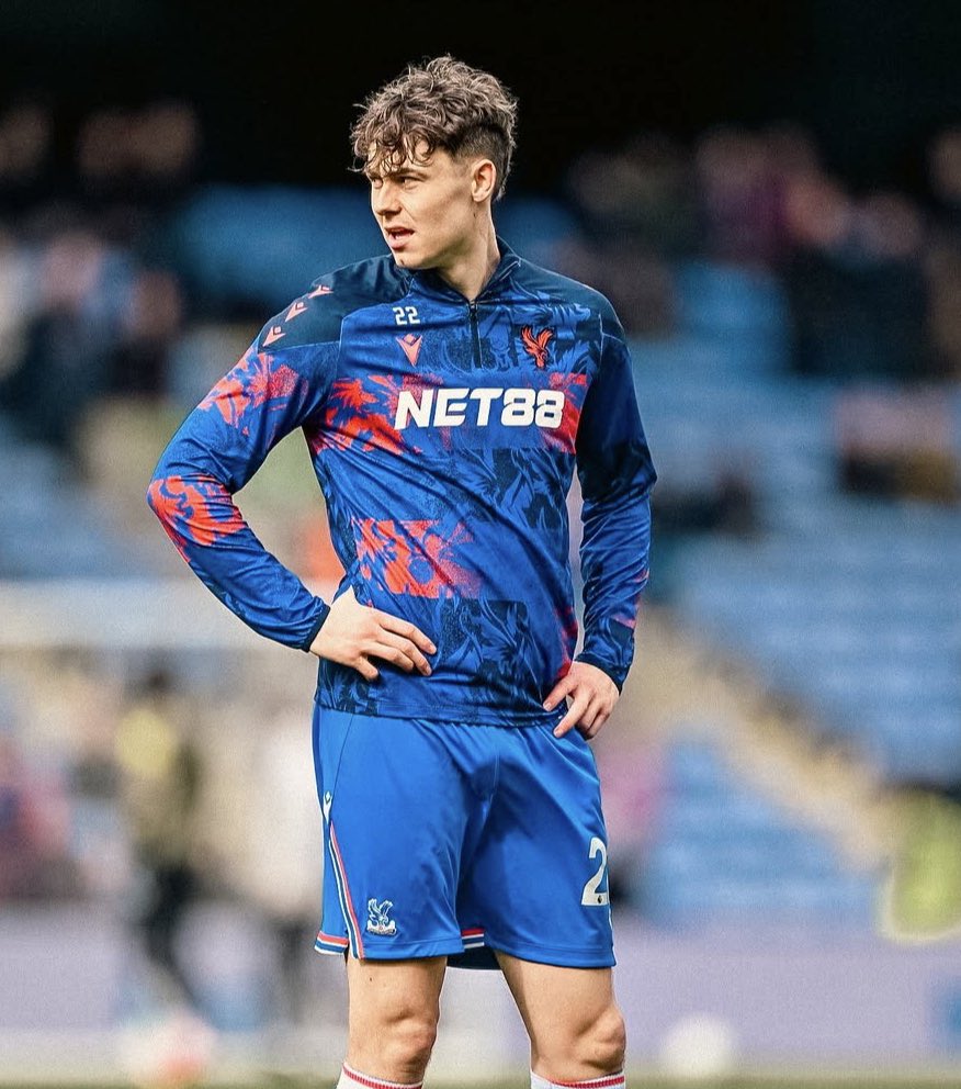 Shirtless PL tweet media