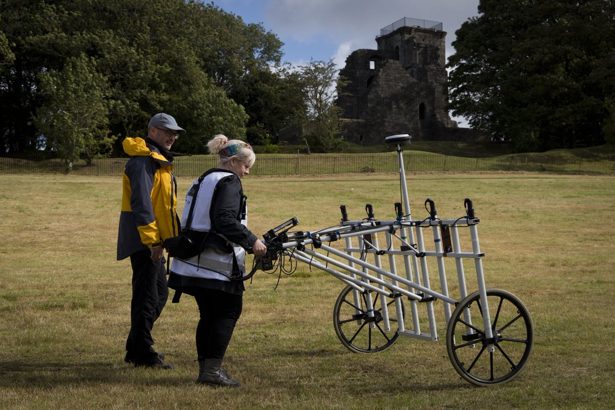 Friends Of Crookston Castle tweet media