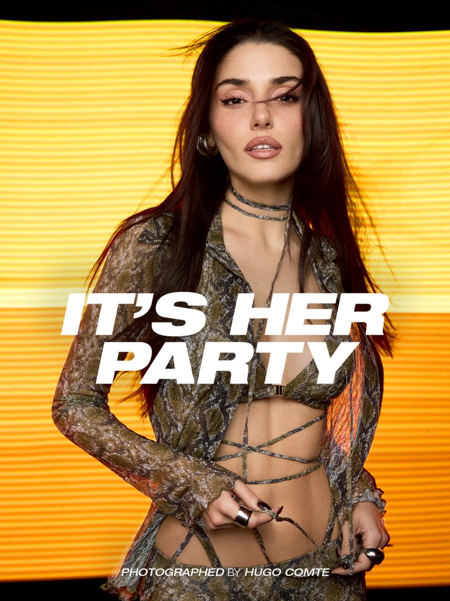 Hande Erçel ✘ Nocturne

The party starts with her.❤️‍🔥

#HandeErçel #ItsHerParty