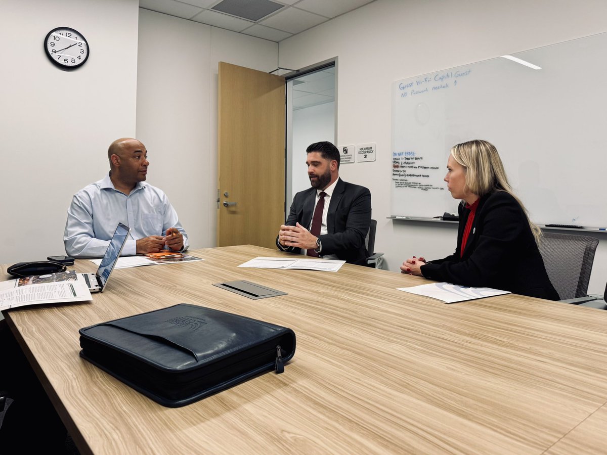 MaderaCountyEDC's tweet photo. Madera County EDC participated in the first annual 2026 Legislative Day!

Commissioners met with state legislators, department heads, their staff, and our very own delegation to advance economic development in Madera County. Conversations highlighted what makes our region unique. https://t.co/8asOs1Ghtt