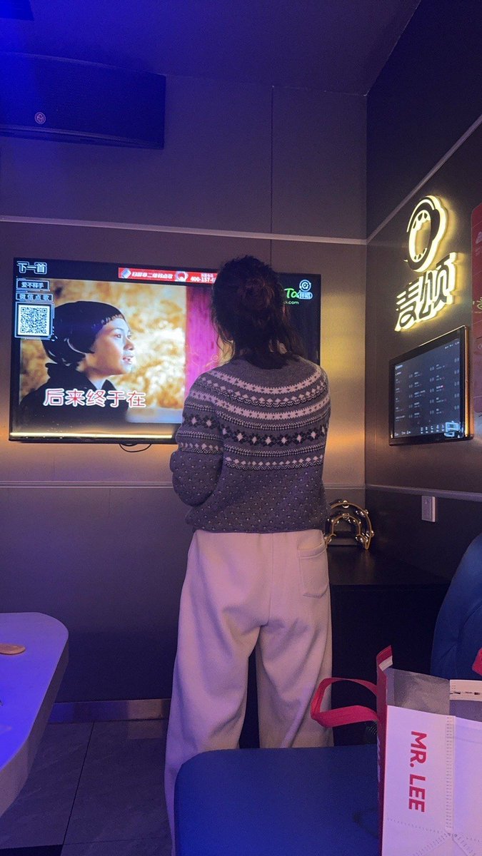 Aleksandra Parlamova tweet media