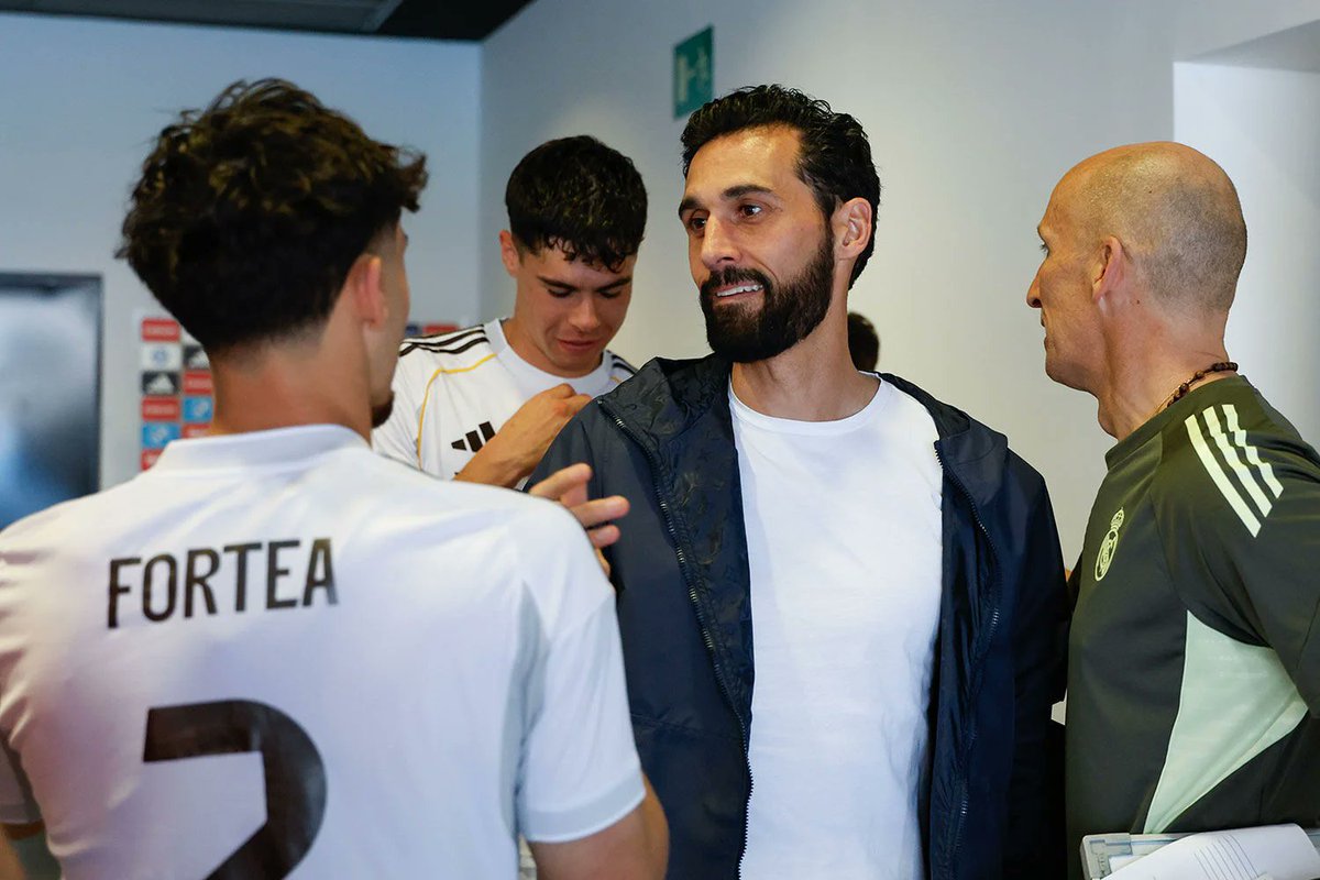 شبكة RM4Arab tweet media