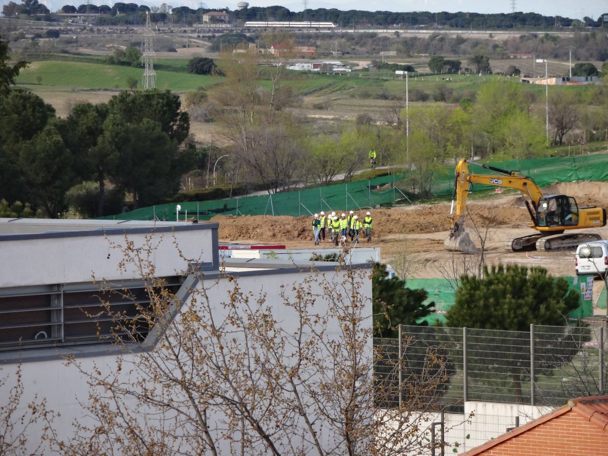 Asociación Vecinal Montecarmelo tweet media