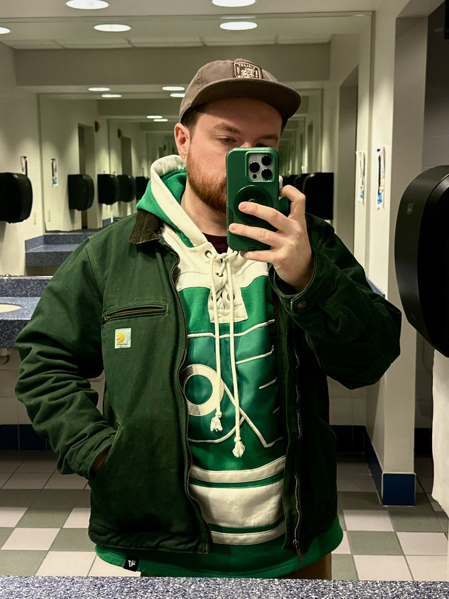 Pat Makes Art tweet media