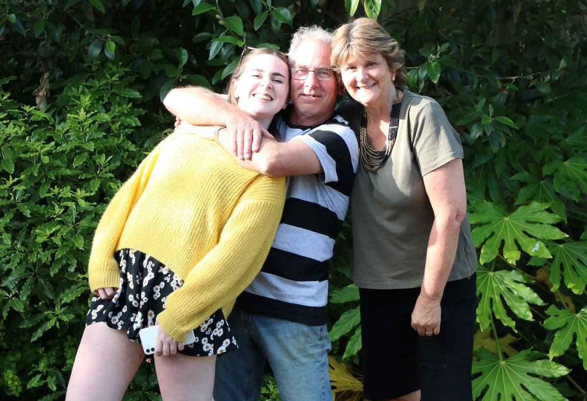 shellsea tweet media