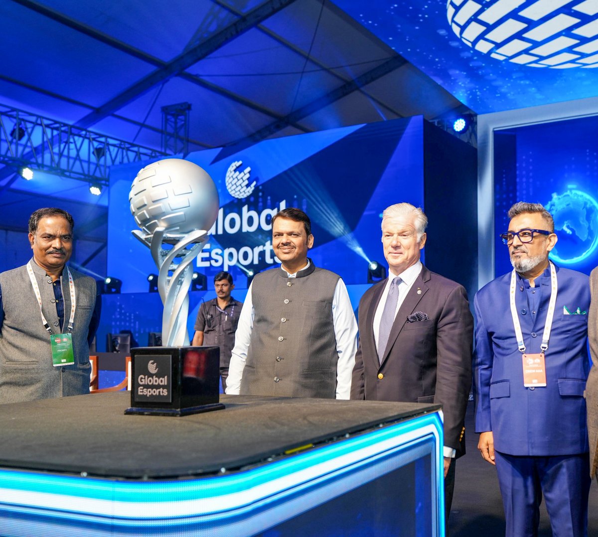 CMO Maharashtra tweet media