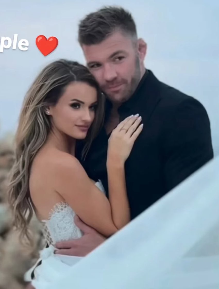 SpongeBobby Noon 🧽 tweet media