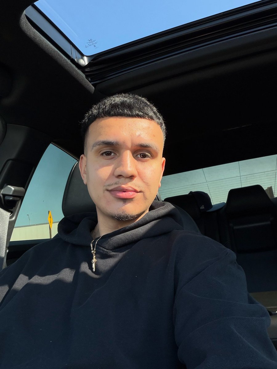Daniel tweet media