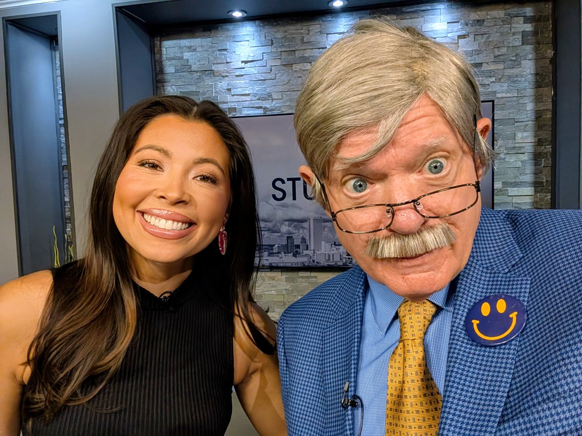 UncleHenry tweet media