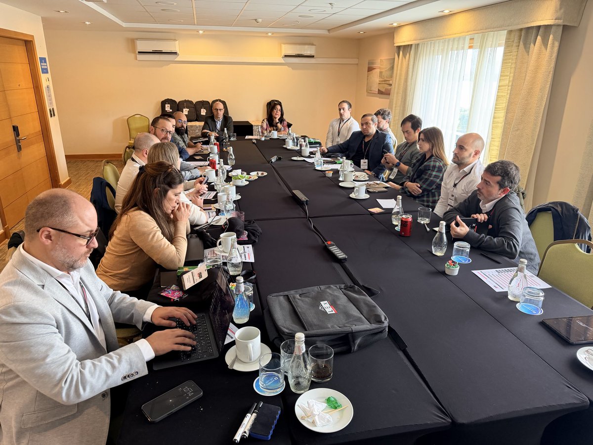 Alan Skarbnik tweet media