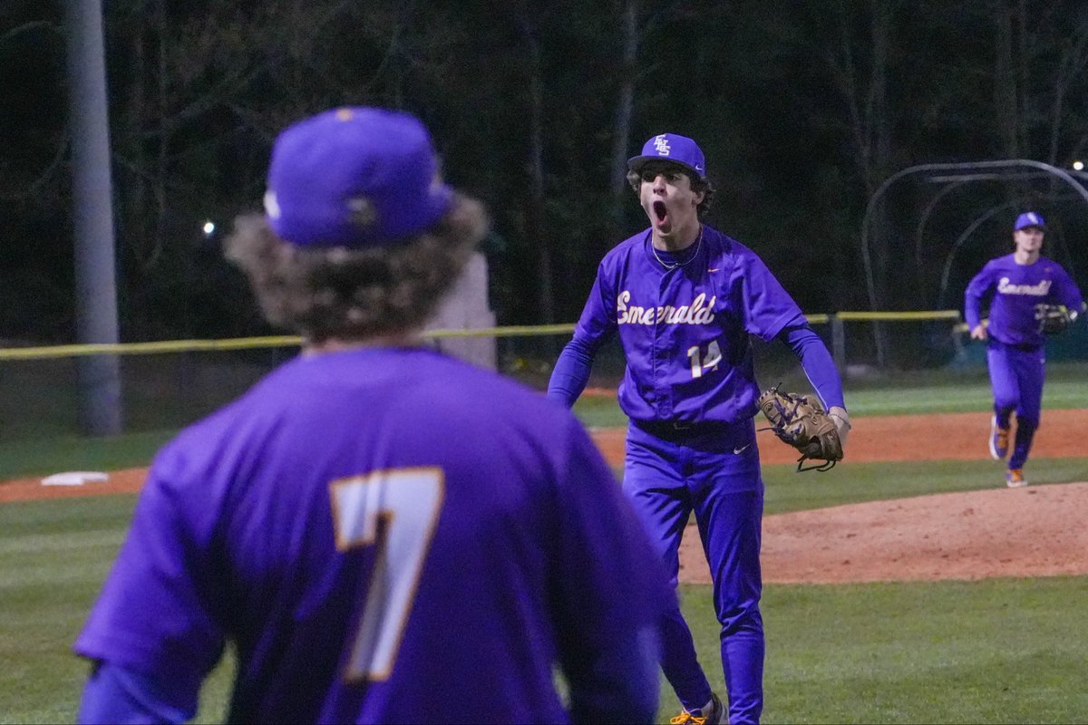 EHSVikingBSBL's tweet photo. Frames from our home region win over Wren last night. 

#SoundTheHorn
@ehsvikingsports https://t.co/bS4p1RsPyl