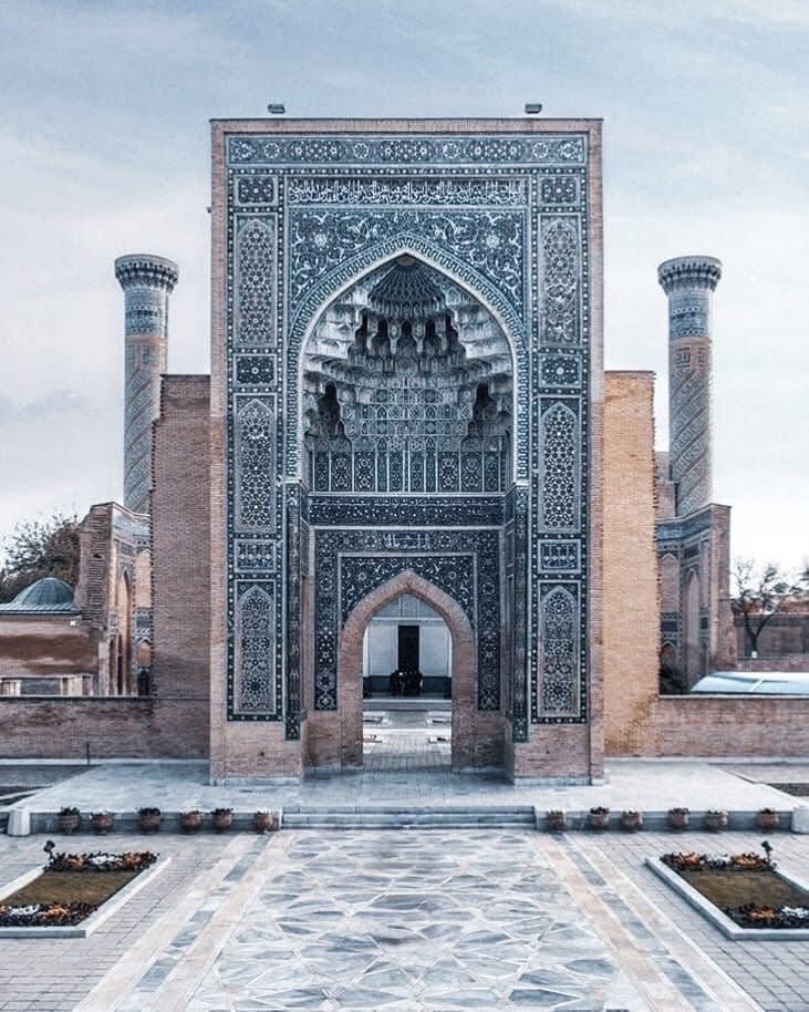 Bartholomew J Boots tweet media