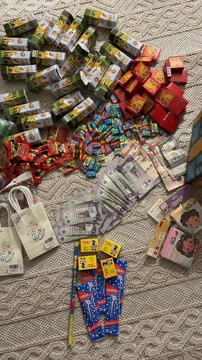 ᒍOᒪY tweet media