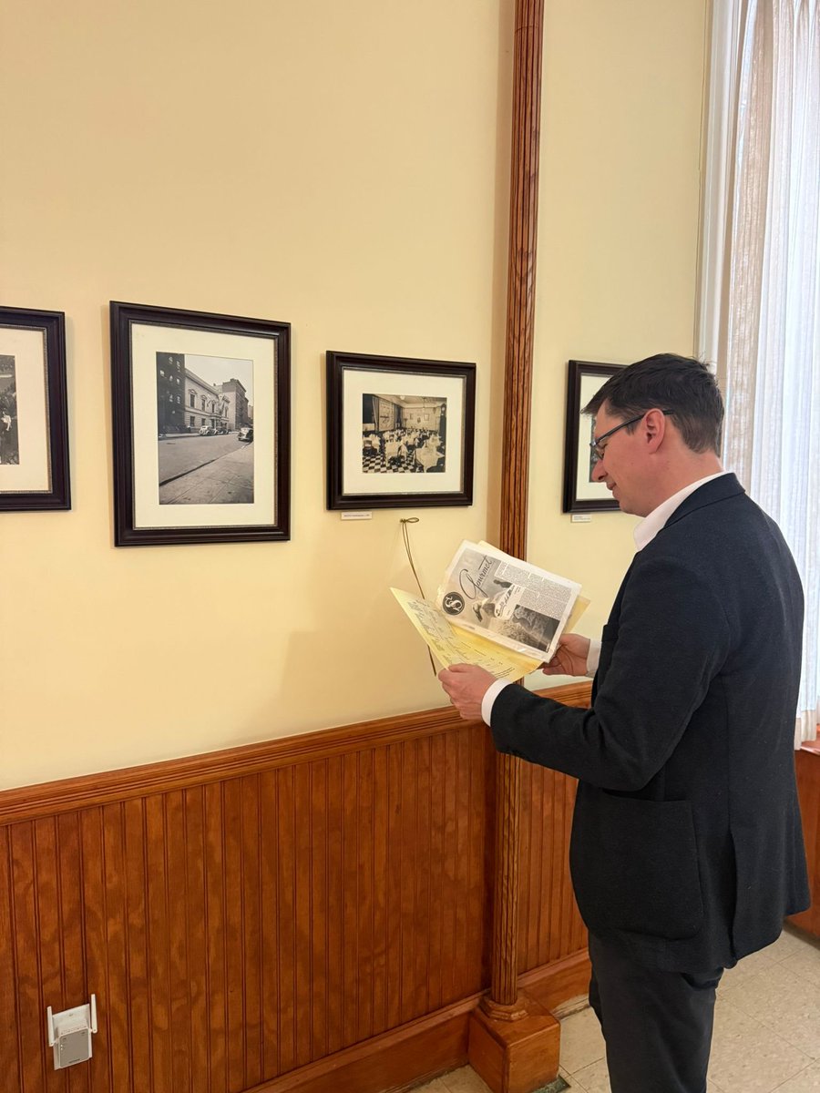 CZinNewYork's tweet photo. CG Smékal visited Sokol Hall on Manhattan’s UES. 🤸‍♂️🇨🇿🗽

Built in 1896, this landmark is still serving its original purpose. It remains a vital hub for Czech culture and community in the heart of the city. 

Thanks for preserving this heritage. 🤝

#SokolNY #CzechHeritage #NYC https://t.co/yucjzziUnJ