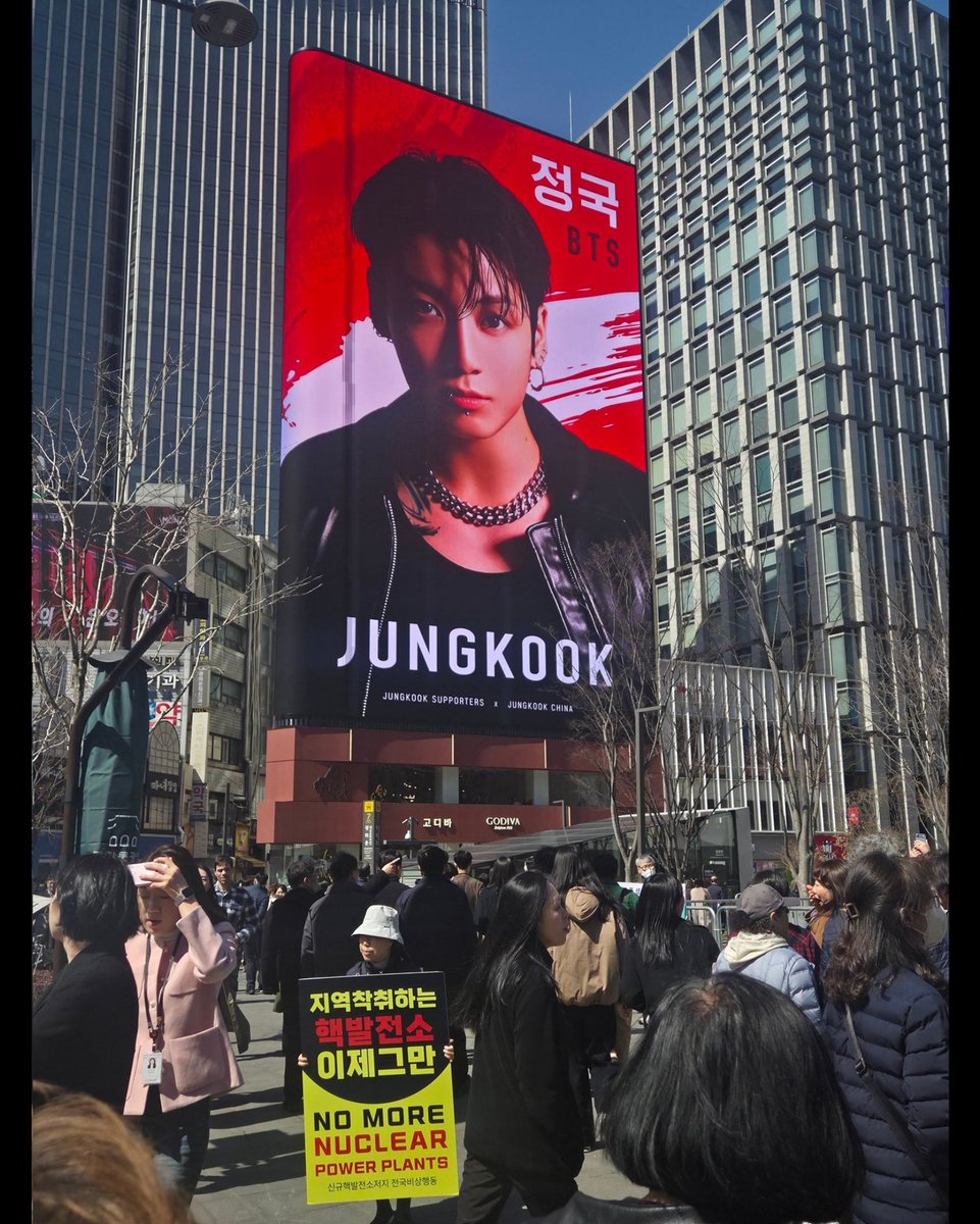 linah🍁🍁 tweet media