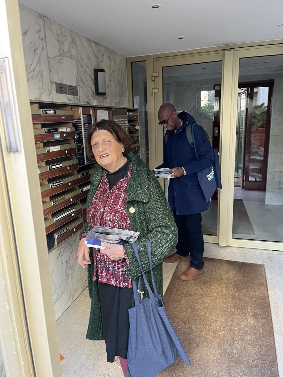 La politique c est de la dynamique,dans le 18eme la dynamique <a href="/datirachida/">Rachida Dati ن</a> <a href="/PourDati2026/">Dati 2026</a> est bien la ! Drame du périscolaire insécurité/saleté/épace public confisqué/insalubrité TOUT ça va finir dimanche ! On va #changerparis et le 18eme avec <a href="/ThierryGuerrier/">Thierry Guerrier</a>