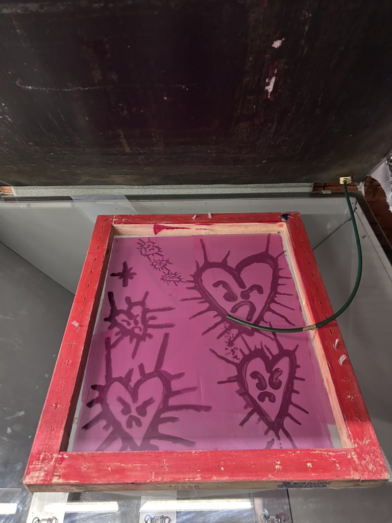 vtd.fml no @ tweet media