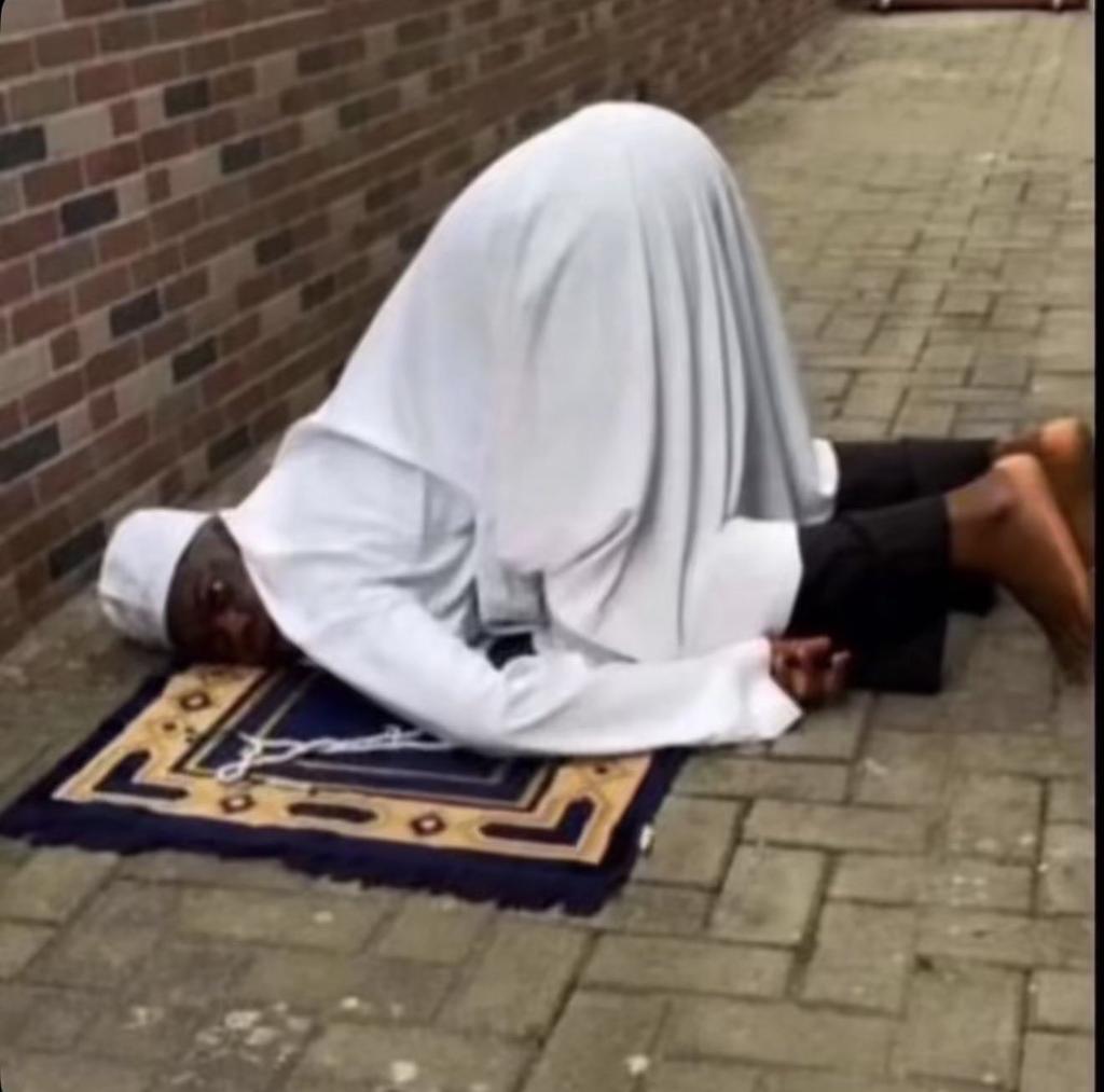 Clever D'L 🇳🇬🇱🇺♈ tweet media