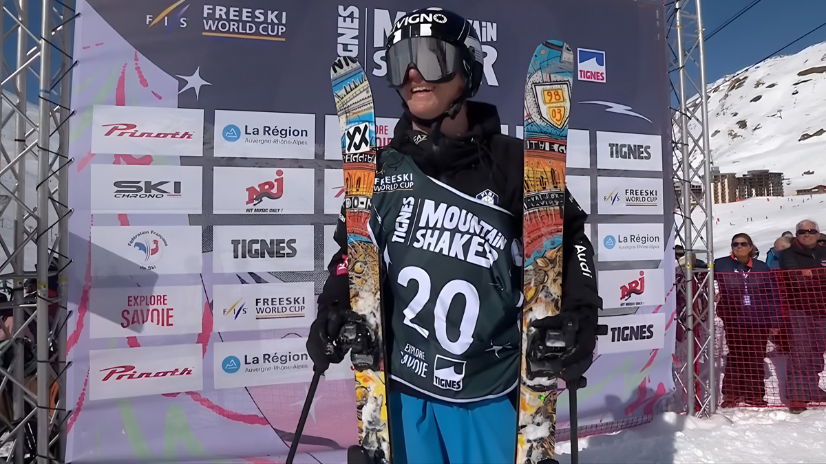 OggiSportNotiz2's tweet photo. 🏆 STORIA AZZURRA A TIGNES! Miro #Tabanelli è il primo uomo italiano a vincere uno #SlopeStyle in Coppa del Mondo! 83,31 punti, nessuno regge. Battuto anche il campione olimpico Ruud 🇮🇹🔥 Venerdì in gara anche nel Big Air. #SciFreeestyle https://t.co/HeWkgQzR8t https://t.co/wBOC8WHDTh