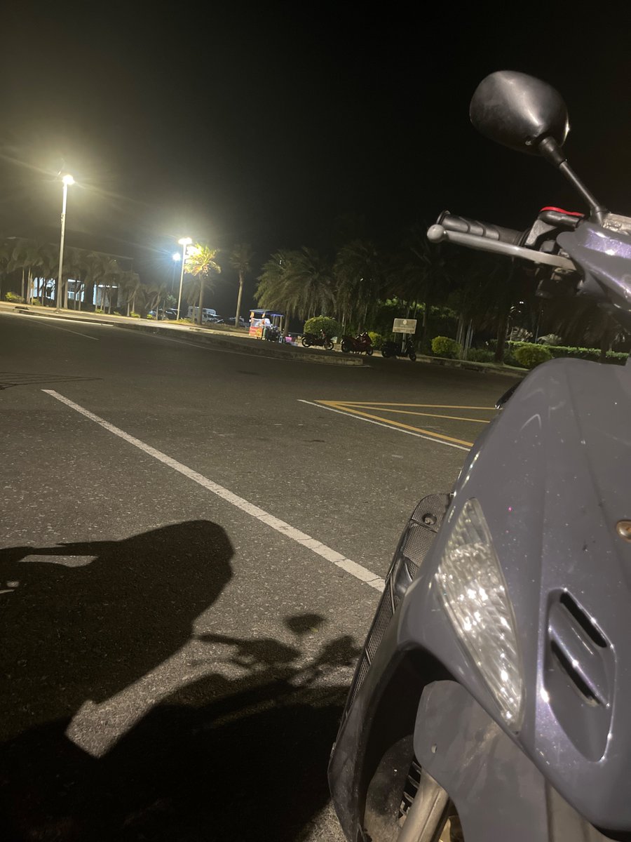 Phoenix Thereare tweet media