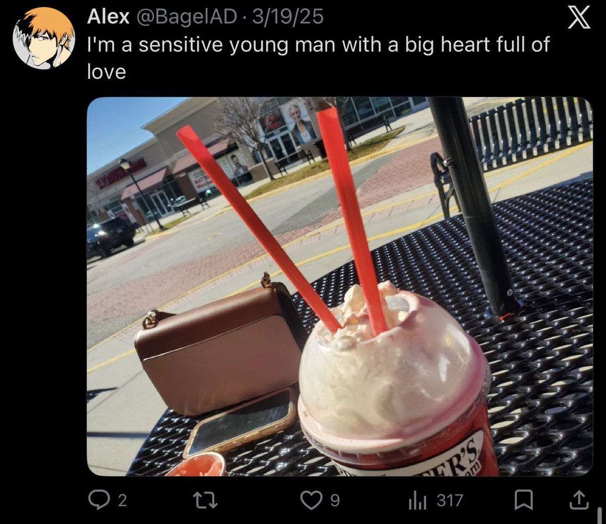 Alex tweet media