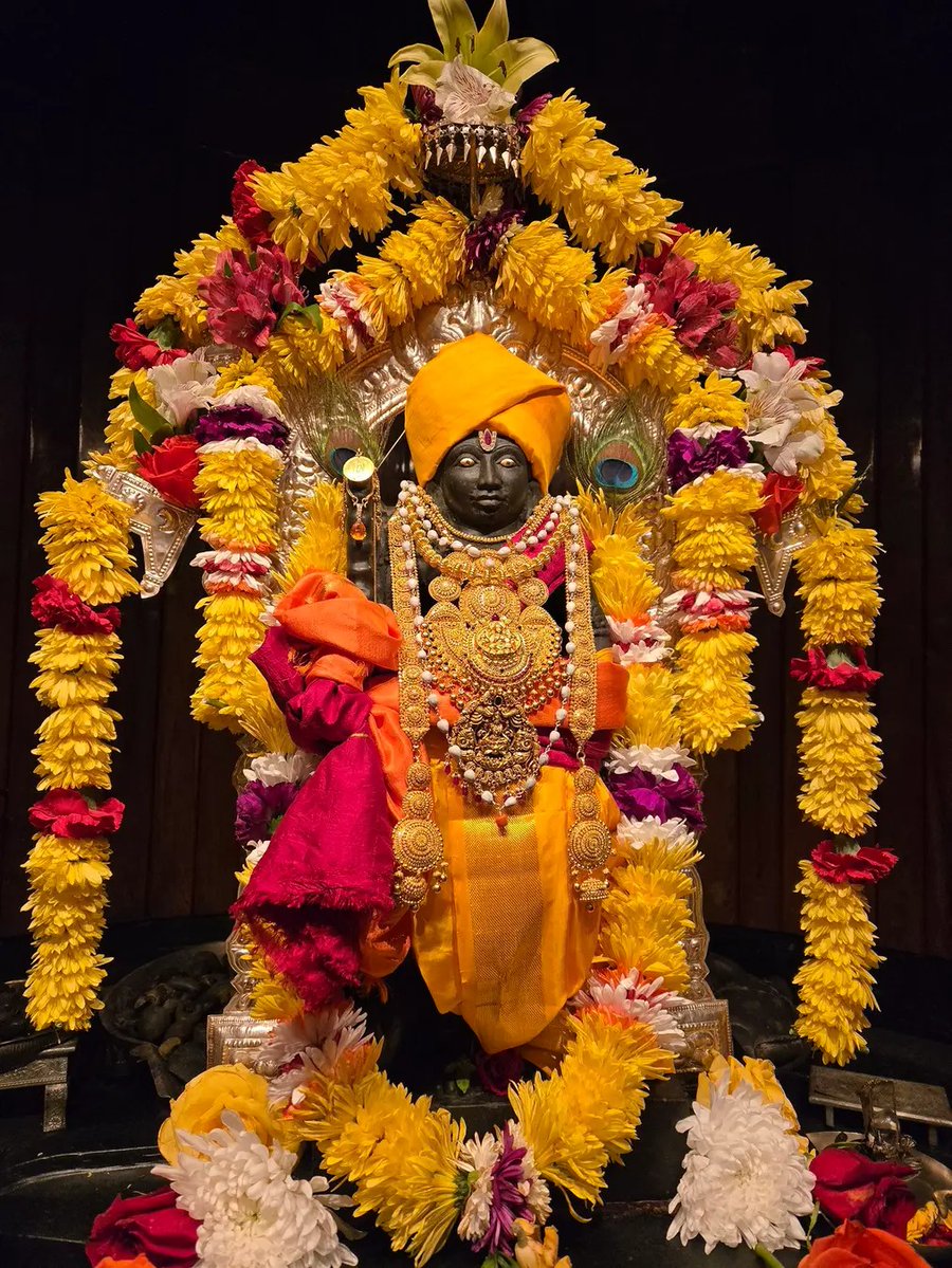 SriPuthigeMatha tweet media