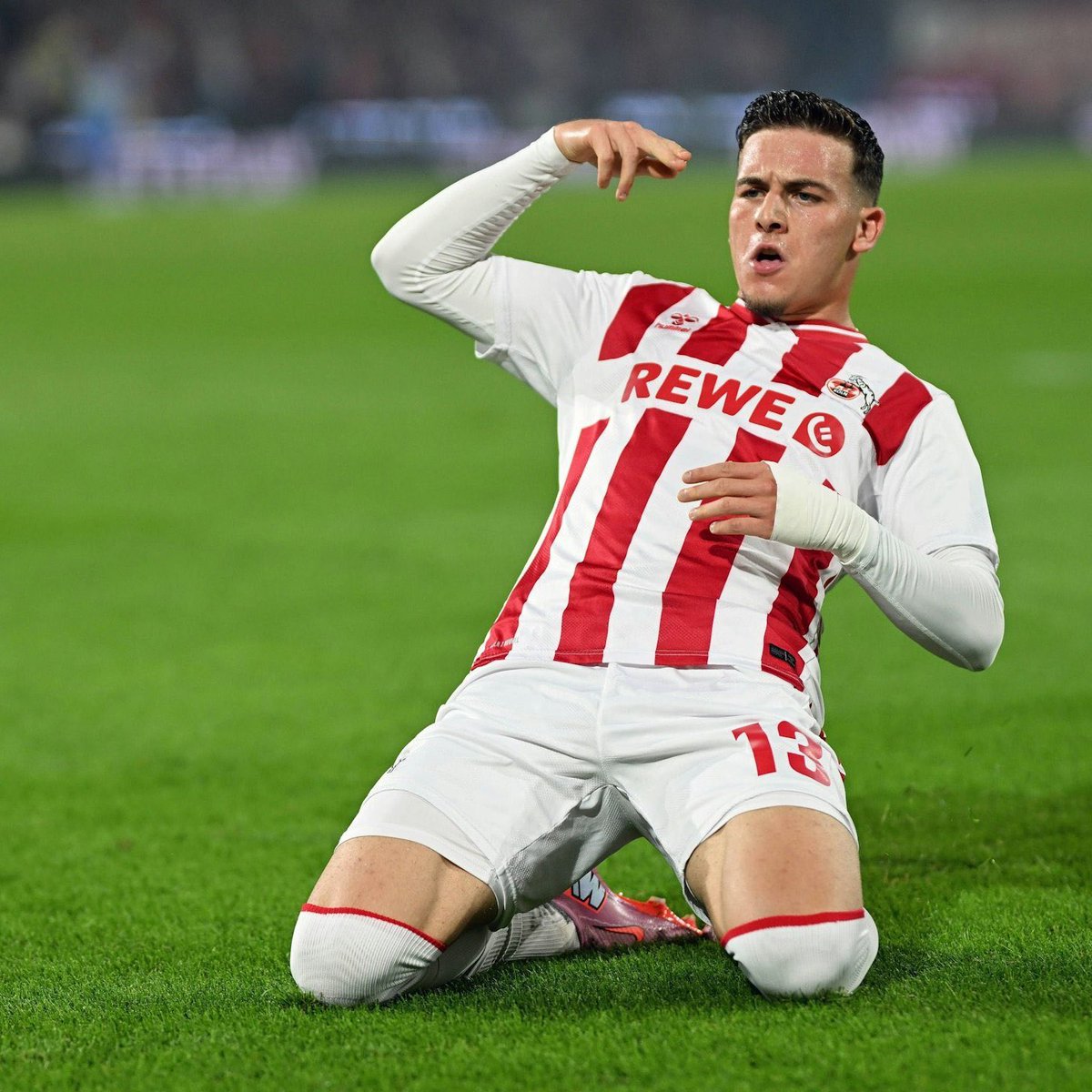 CFC WORLD tweet media