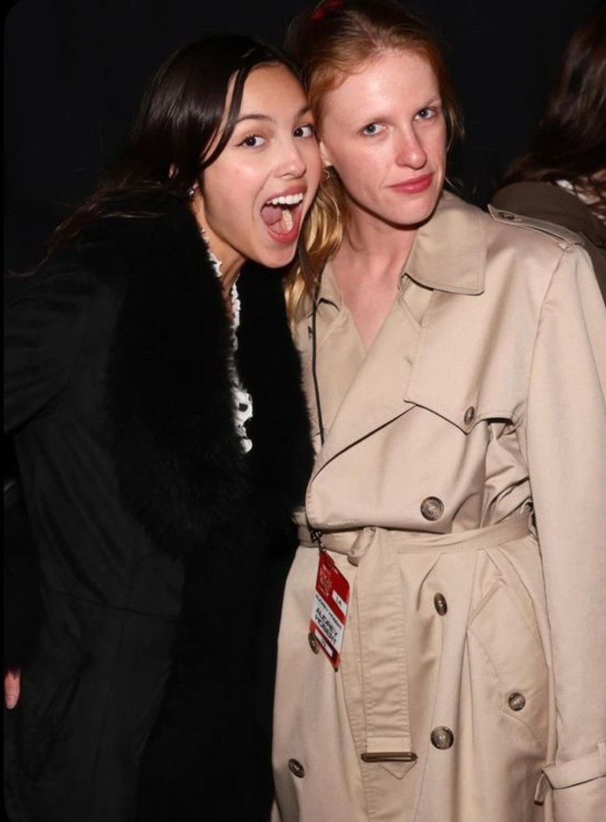 davidd(OR3 IS COMIN (is seeing laroi april 27th) tweet media